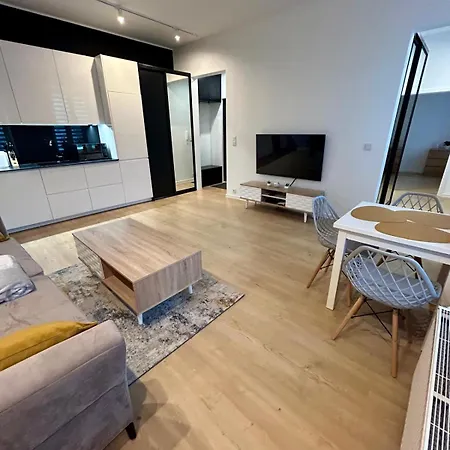 Targowa L6 Apartment
