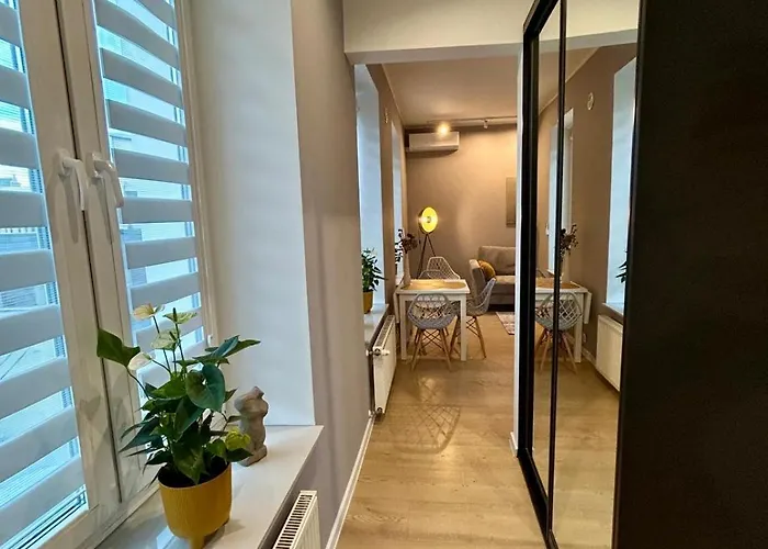 Lägenhet Targowa L6 *